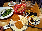 iPhone 4587
